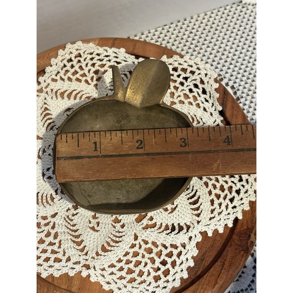 Brass Apple Shaped Dish Made in India Decorative Collectible.Vintage.Teachergift - Picture 2 of 3